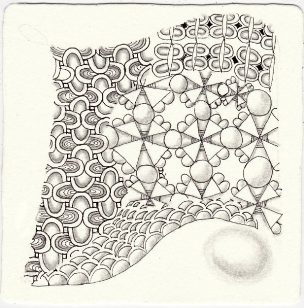 Ein Zentangle aus den Mustern Sliders, ABC, BeeBee, Fanz gezeichnet von Ela Rieger, CZT
