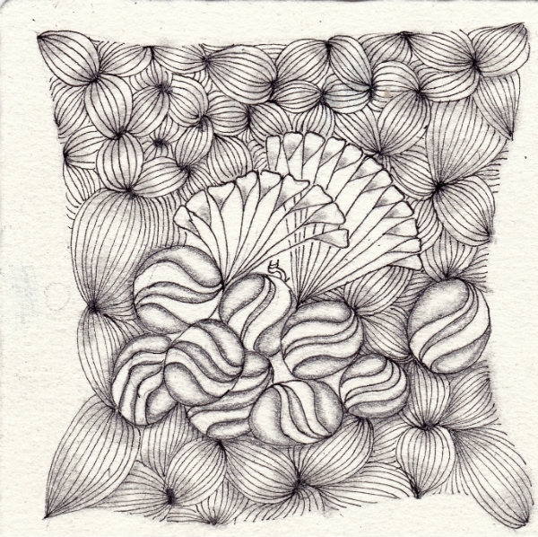 Ein Zentangle aus den Mustern Garlic Cloves, Roids, Sprangle,  gezeichnet von Ela Rieger, CZT